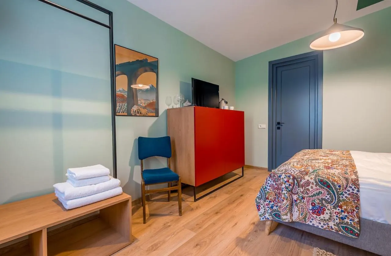 Cozy Baity Tbilisi Apartment Georgia
