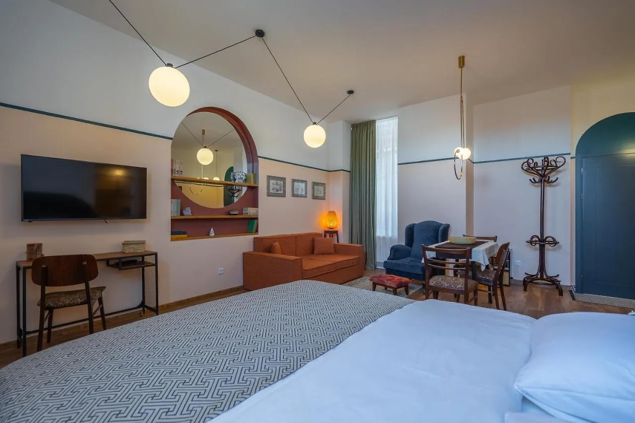 Cozy Baity Tbilisi Apartment Georgia